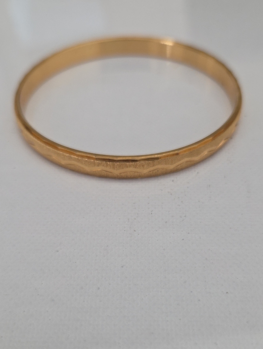Vintage Monet Gold Tone Bangle Bracelet Brushed Zigzag Diamond Cut